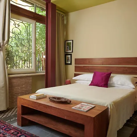 호텔 Palm Gallery Garden House 3*