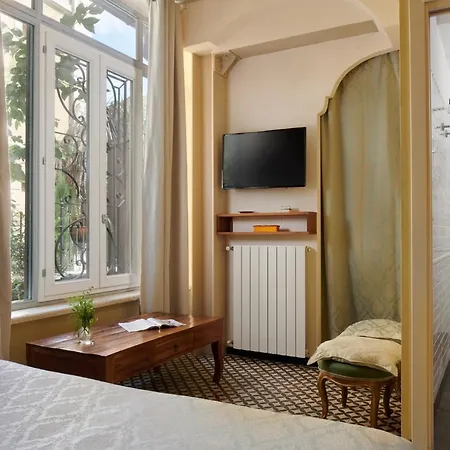 מלון Palm Gallery Garden House